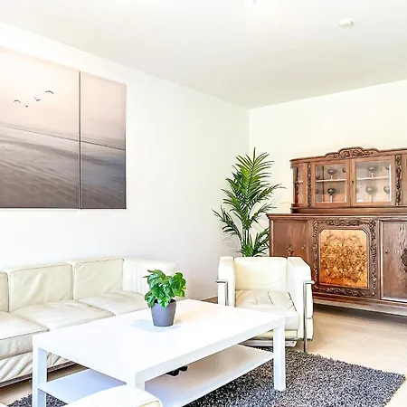 Pierre Pierre 01 Tarnewitz